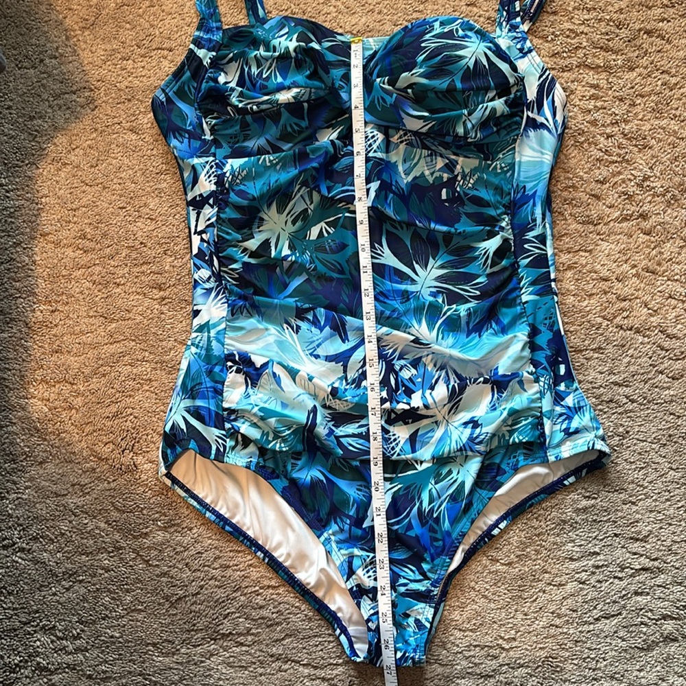 NWOT Swimsuits for All Blue and White Patterned One Piece Size 22 - Picture 9 of 9